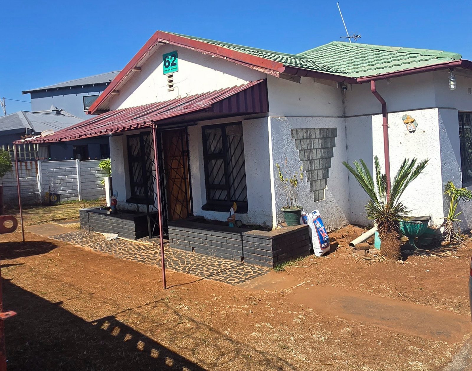 3 Bedroom House, Crosby, Johannesburg